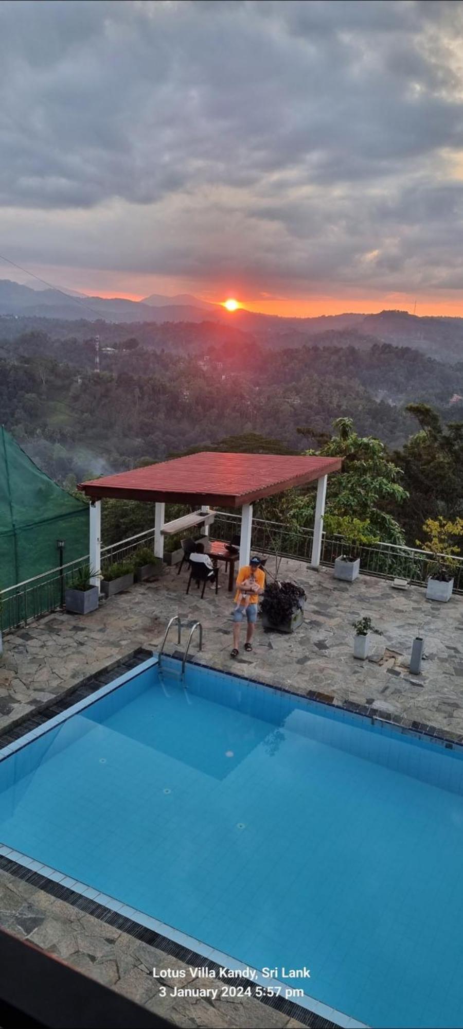 Lotus Villa Kandy Peradeniya Luaran gambar